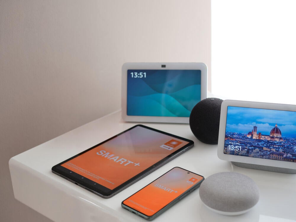Osram Smart+ WiFi sikkerhetskamera og solcellepanel