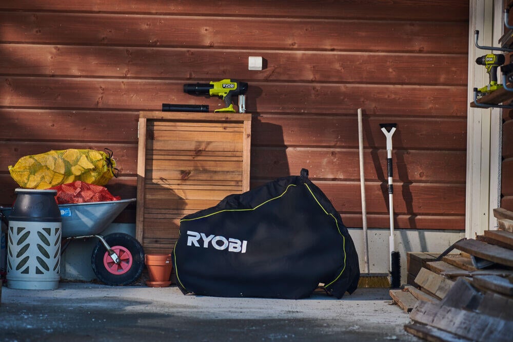 Ryobi RY36STX53B-180 snøfreser m/batteri