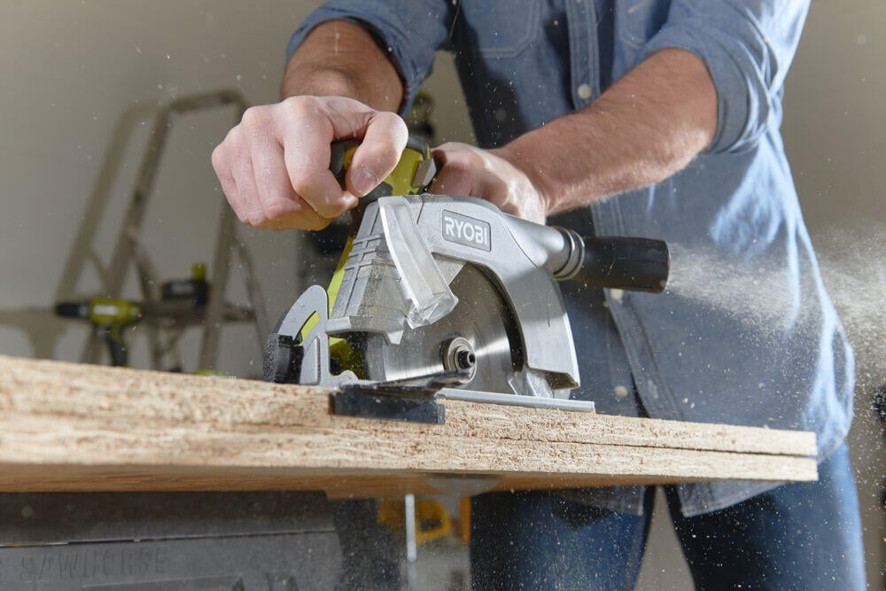 Ryobi ONE+™ RCS18N-0 sirkelsag u/batteri