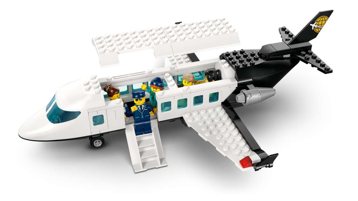 LEGO® City Flyplass og fly 60502