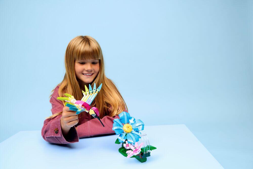 LEGO® Creator Ville dyr: fargeglad kolibri 31384