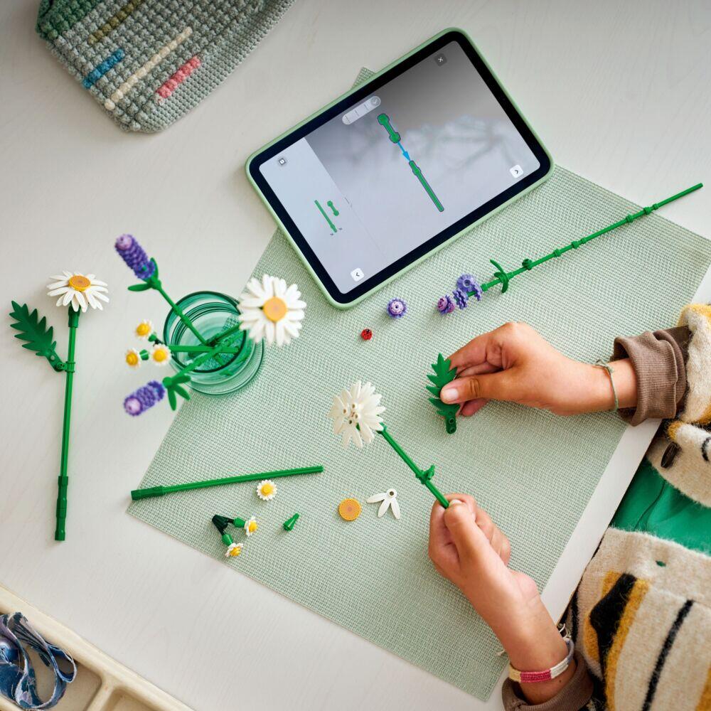 LEGO® Botanicals Prestekrager 11508