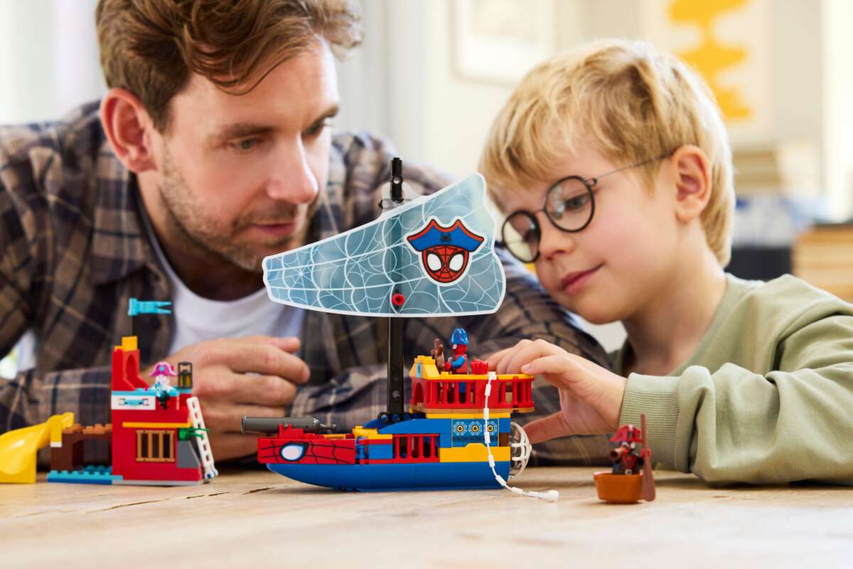 LEGO® ǀ Marvel Spidey og hans fantastiske venner Team Spideys sjørøverskute 11208