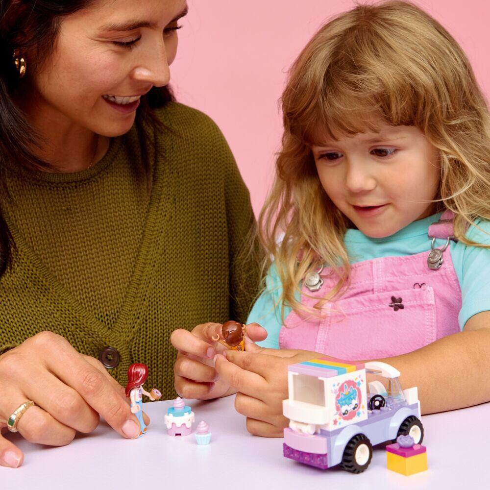 LEGO® Friends Kakebil med enhjørningdekor 42675