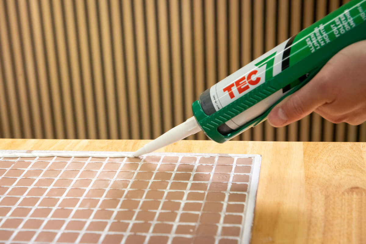 Tec7 lim og fugemasse