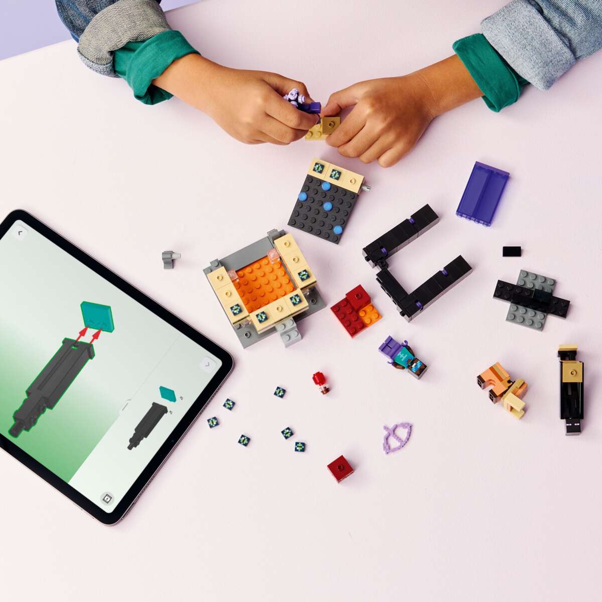 LEGO® Minecraft® Reise gjennom portalene til Nether og End 21584