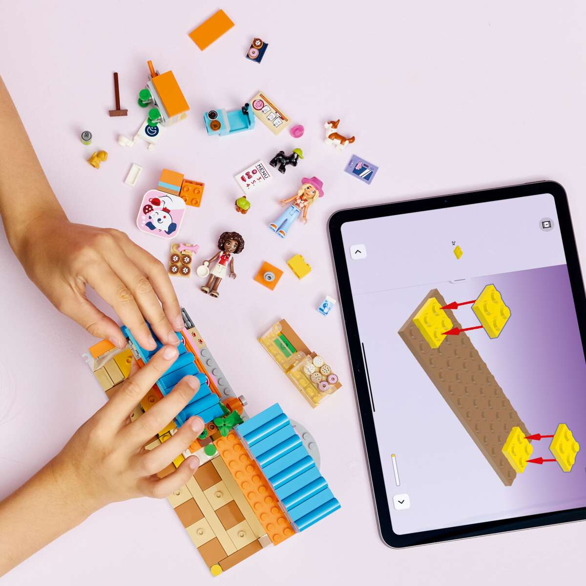 LEGO® Friends Hundebakeriet 42677