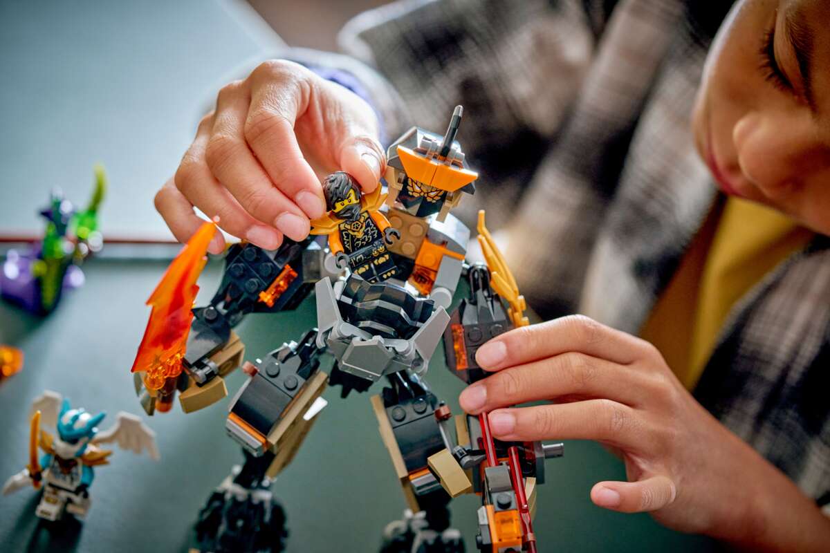 LEGO® NINJAGO® Coles eventyrrobot og Drage-Zane 71854