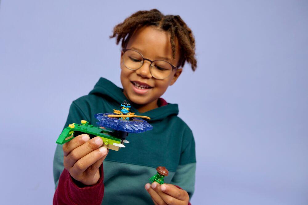 LEGO® NINJAGO® Nya mot Mutasjonsmonster-spinner 71849