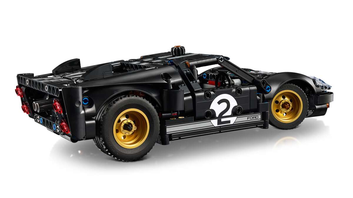 LEGO® Technic 1966 Ford GT40 MKII-racerbil 42223
