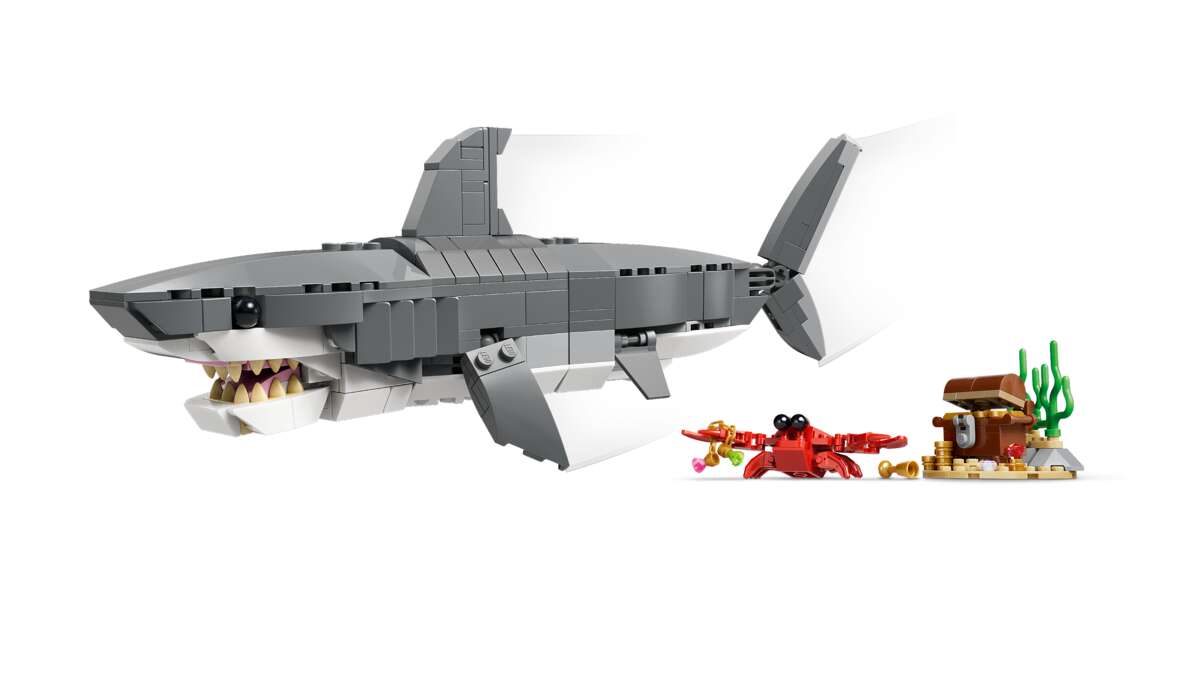 LEGO® Creator Blodtørstig hai med skattkiste 31381