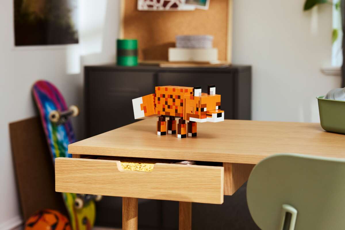 LEGO® Minecraft® Reven 21588