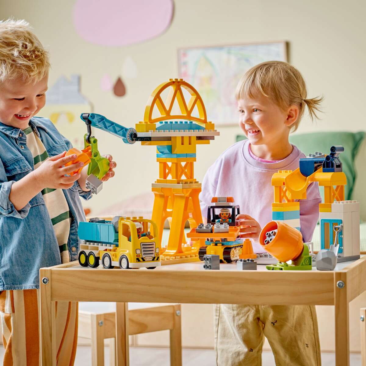 LEGO® DUPLO® Town 3-i-1 Byggeplass med anleggsmaskiner 10476