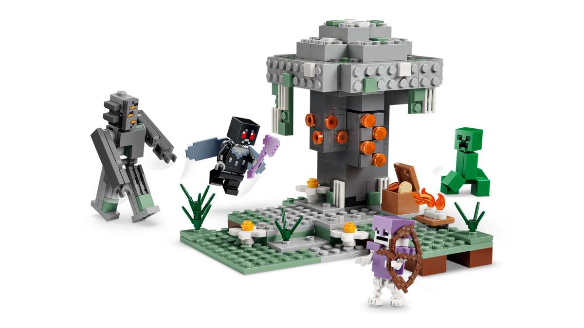 LEGO® Minecraft® Den bleke hagen 21586