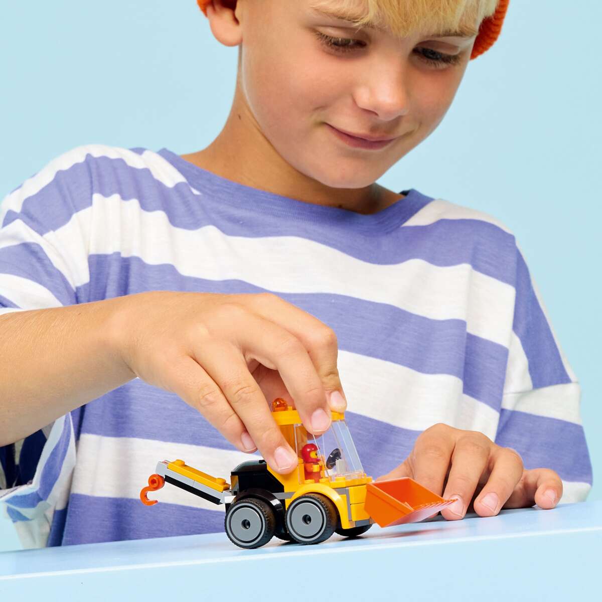 LEGO® City Kjøretøy – hjullaster med kran 60483