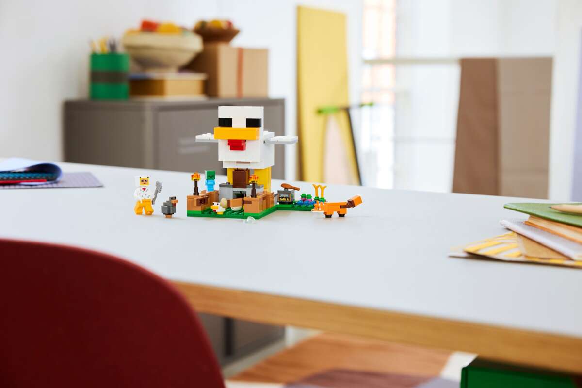 LEGO® Minecraft® Hønsegård 21585