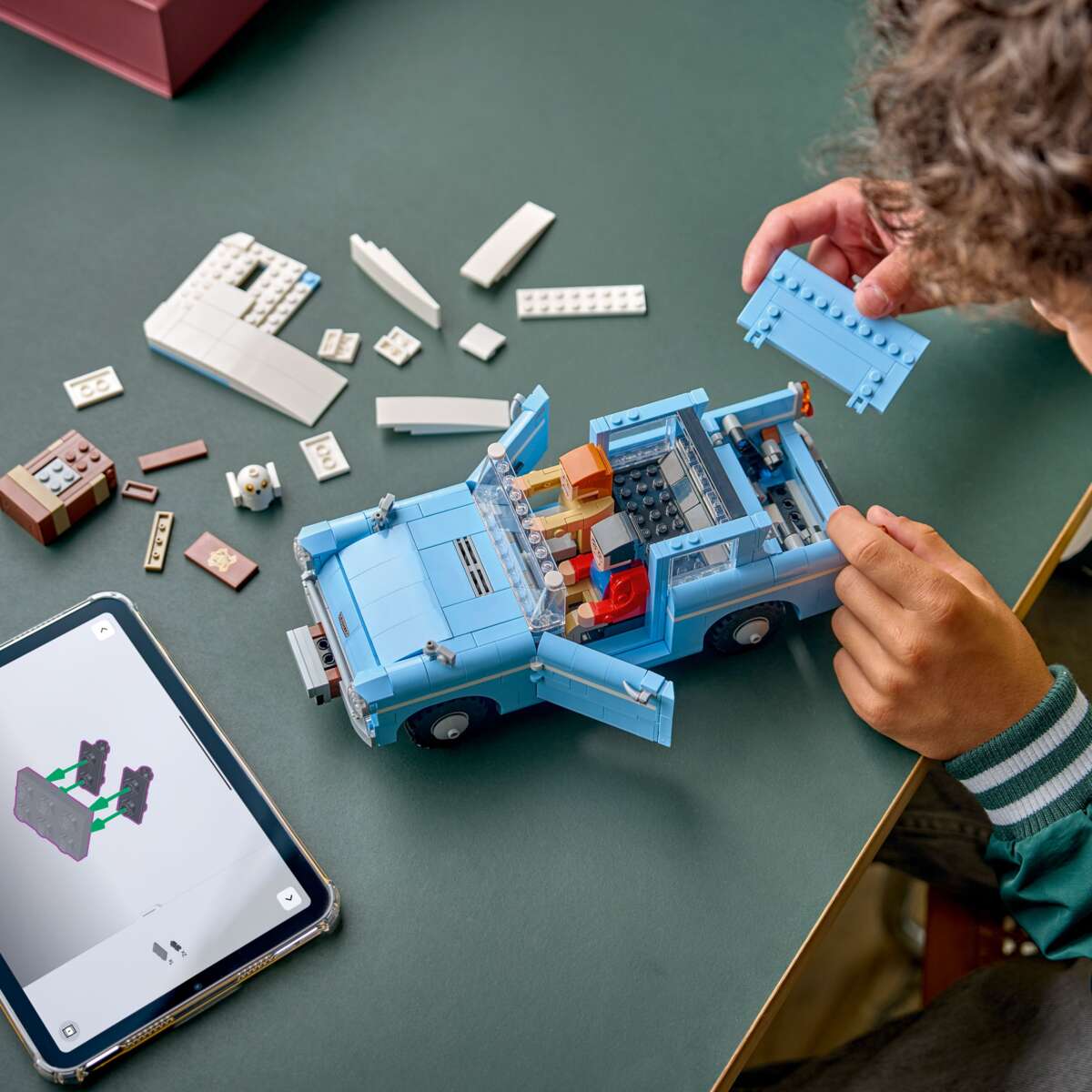 LEGO® Harry Potter™ Forhekset, flygende Ford Anglia™ 76470