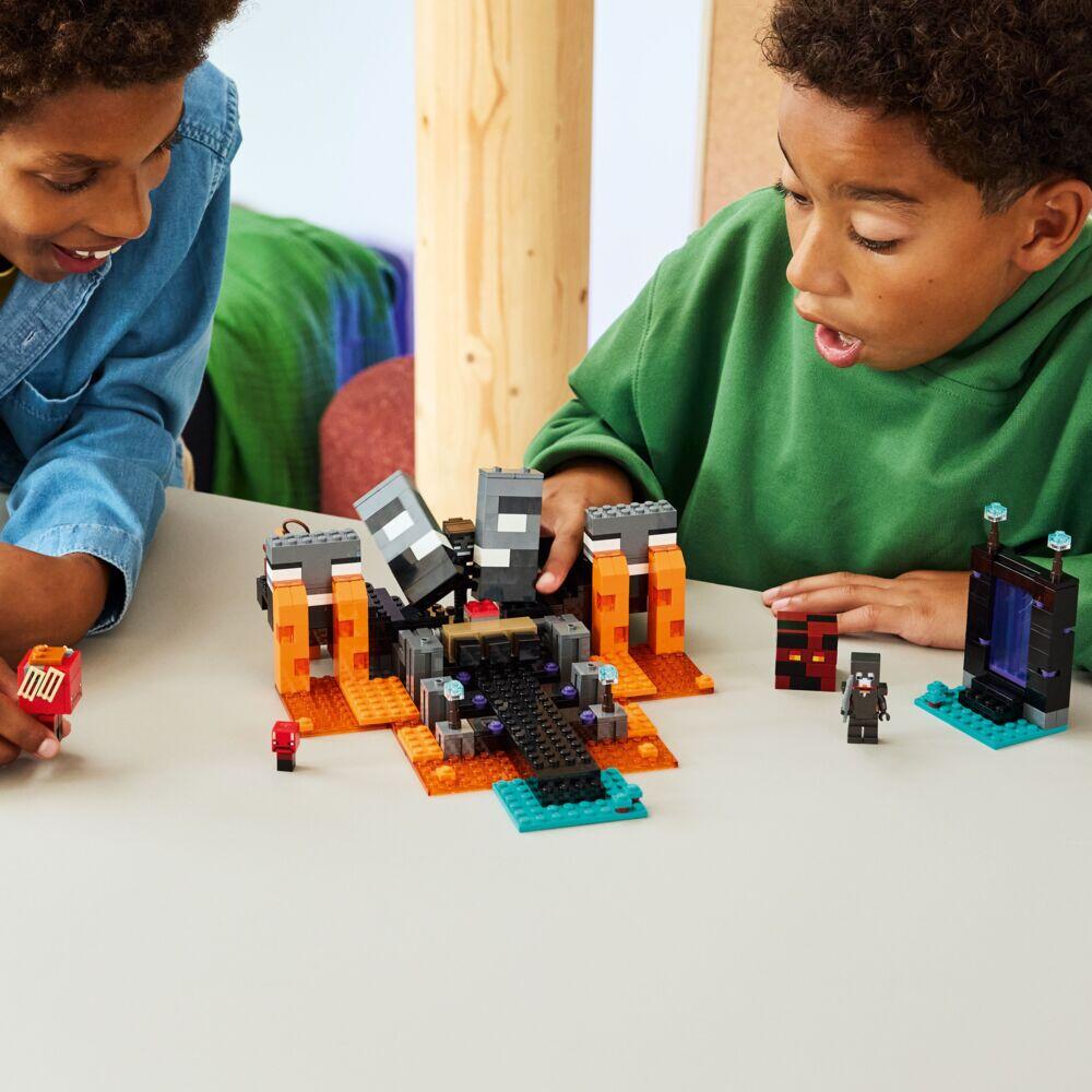 LEGO® Minecraft® Wither-kampen 21590