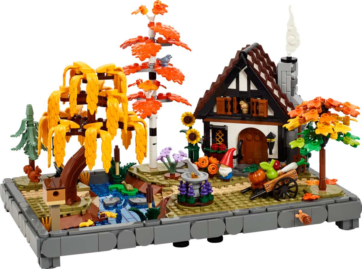 LEGO® Icons Høstlig hage med lite hus 11372