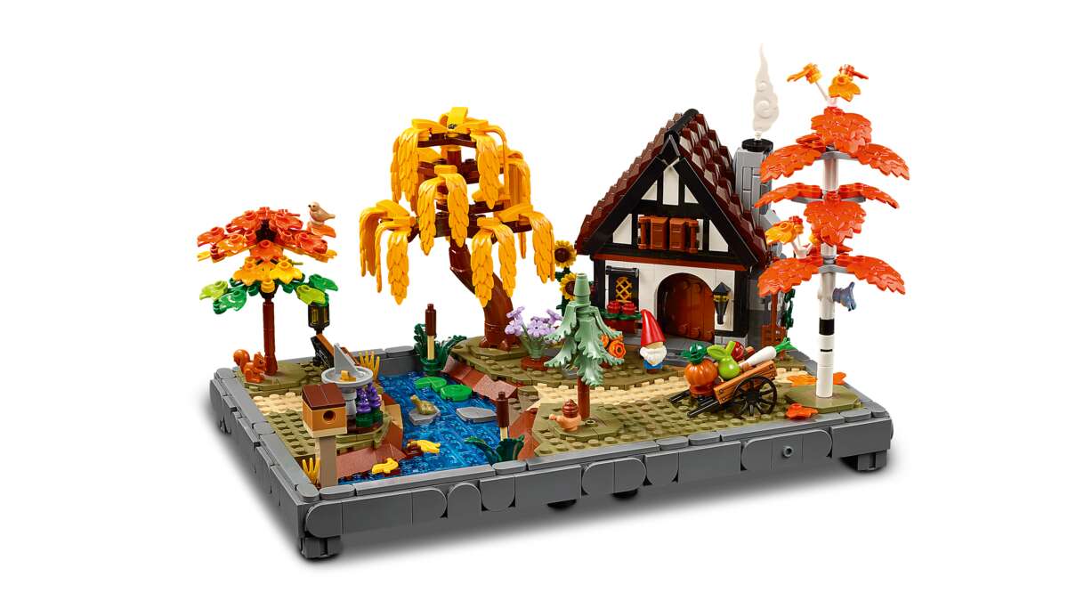 LEGO® Icons Høstlig hage med lite hus 11372