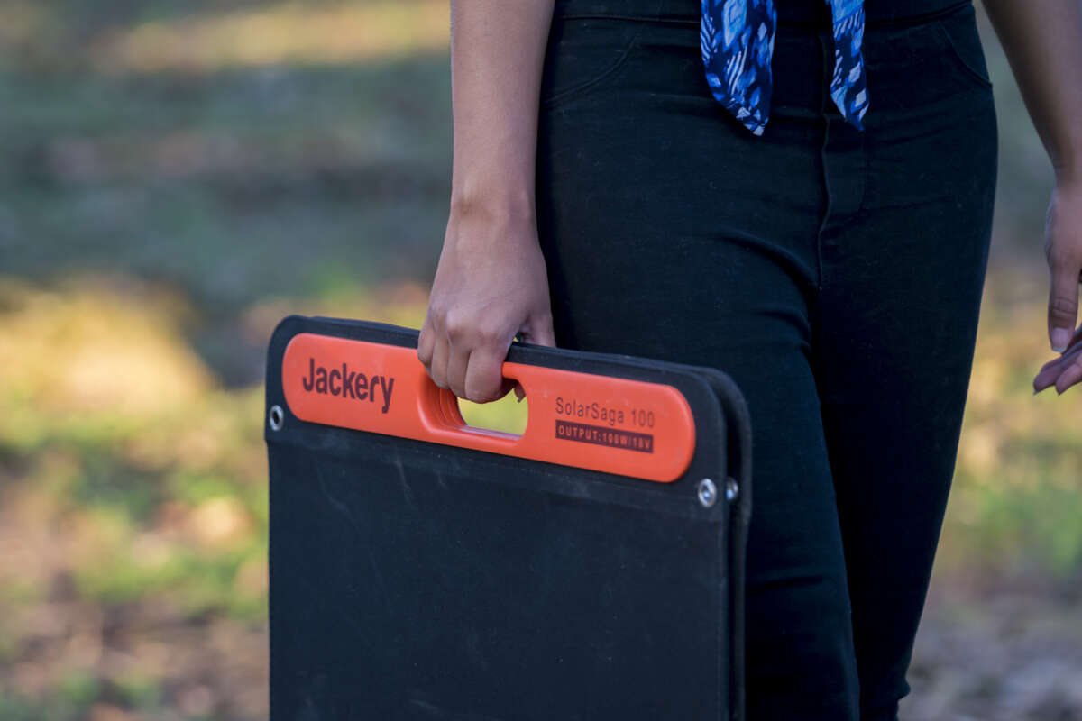 Jackery SolarSaga 100W IP68 solcellepanel