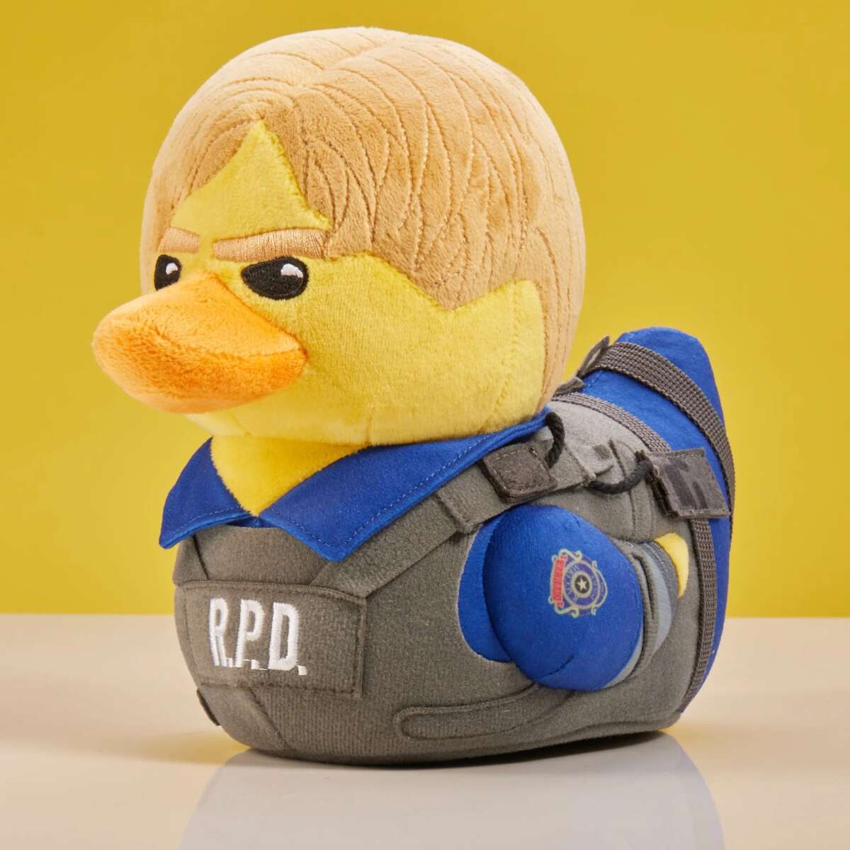 numskull® Resident Evil: Leon S KennedyTUBBZ™ plysjfigur