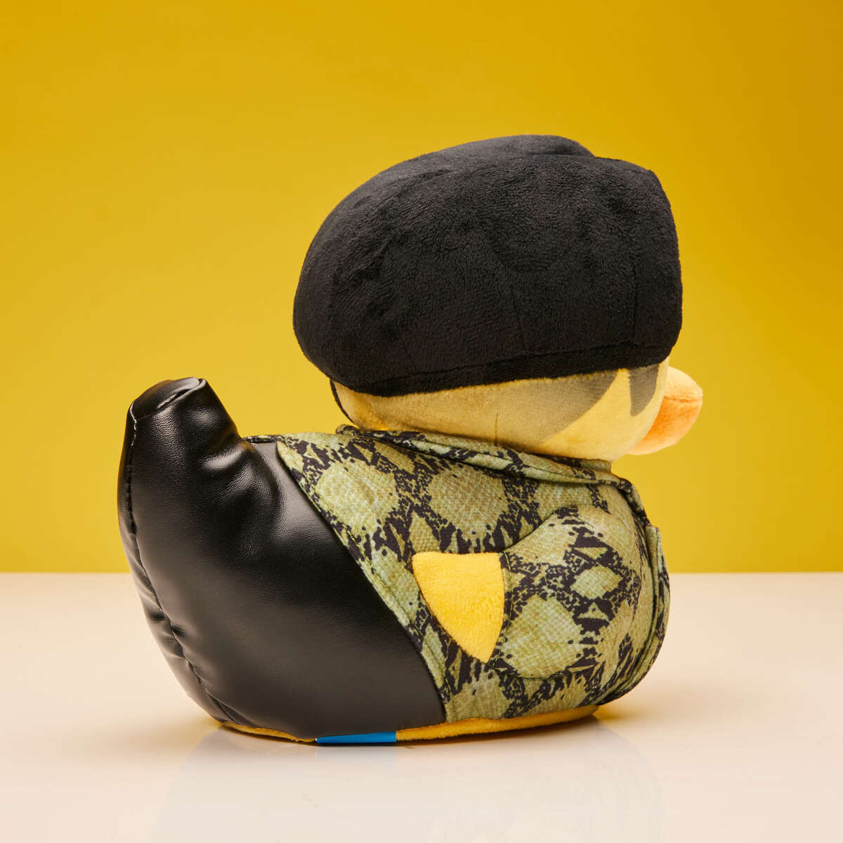 numskull® Yakuza: Goro Majima TUBBZ™ plysjfigur