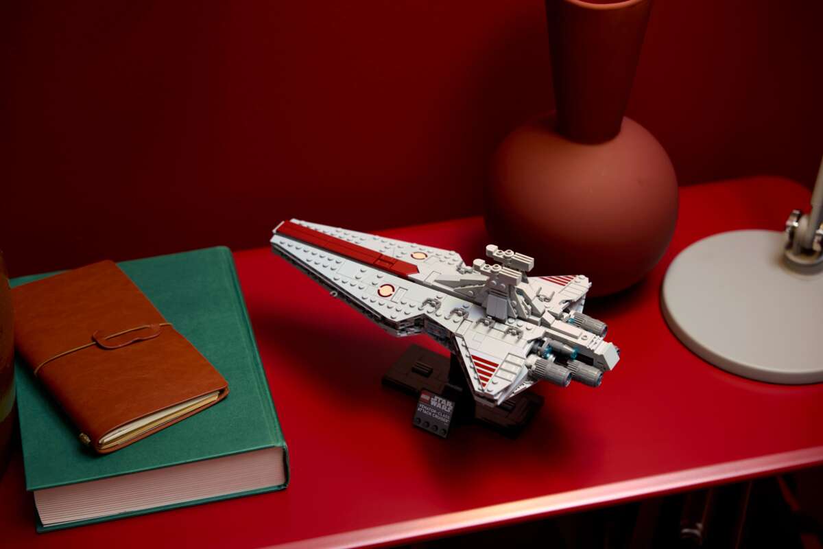 LEGO® Star Wars™ Attack Cruiser™ i Venator-klassen 75441