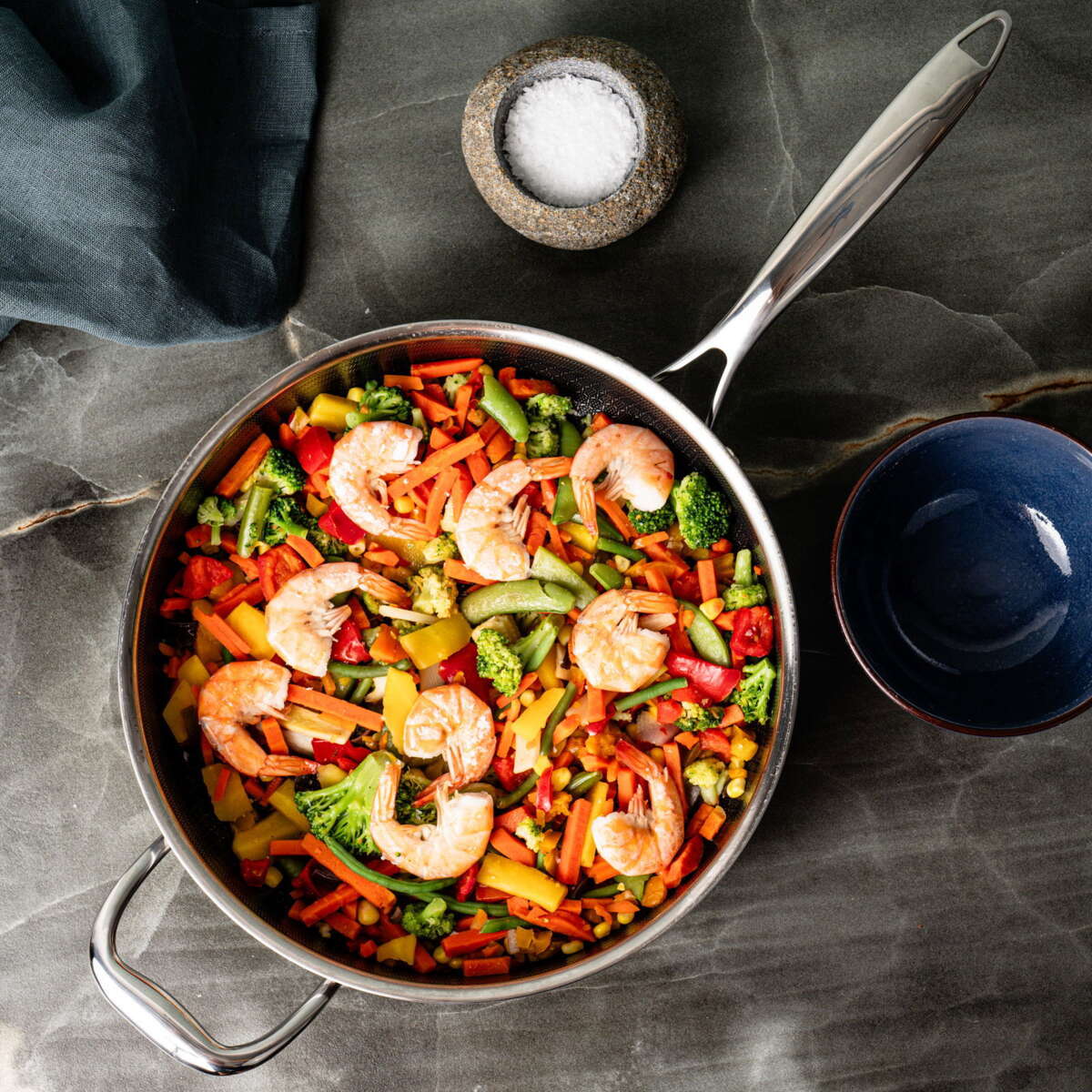 Gladkokken Hybrid sautepanne med lokk