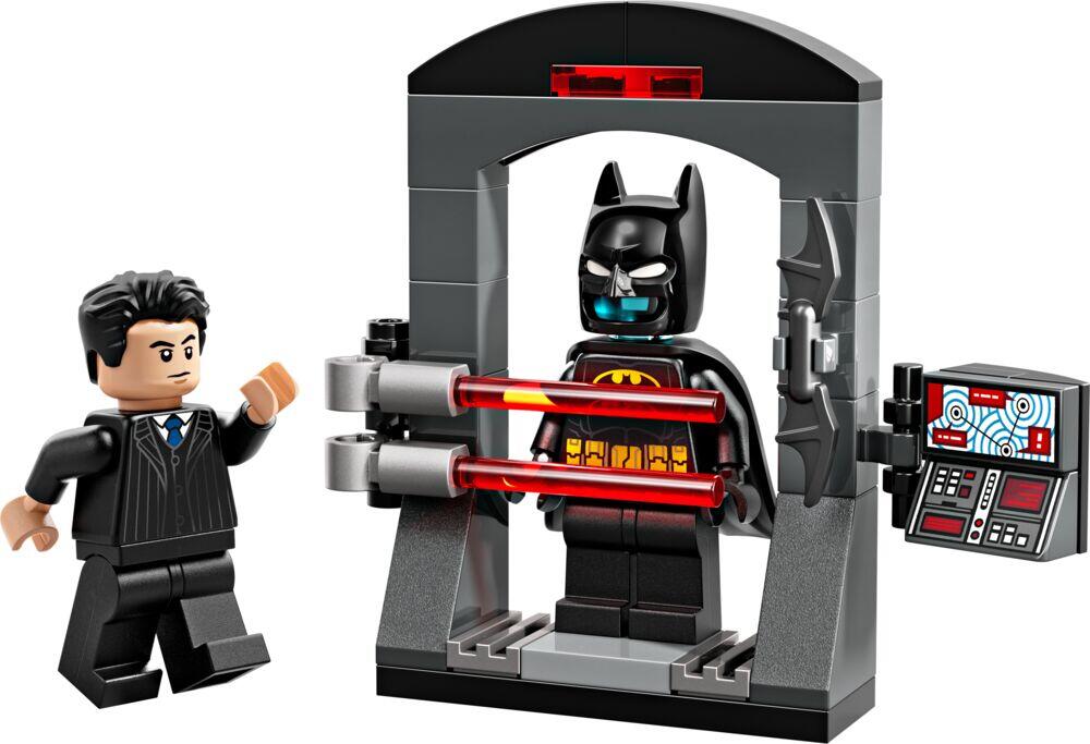 LEGO® Super Heroes Batman™: Bruce Wayne™ og Batman-drakten 30726