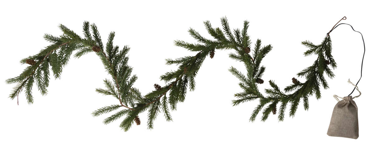 Girlander med kongler og lys