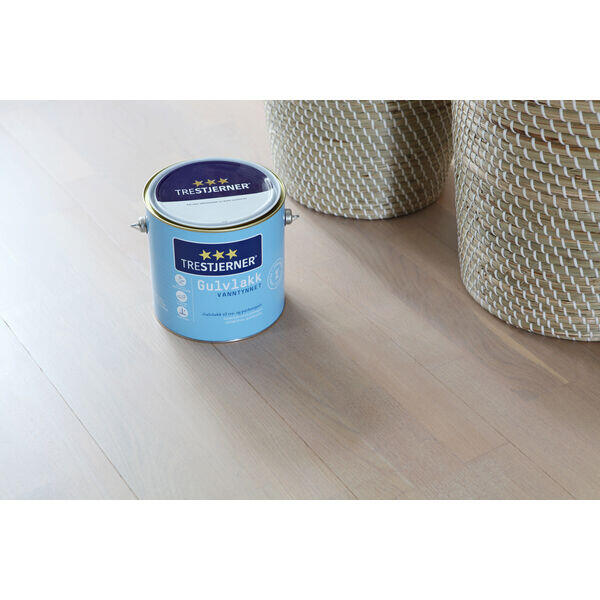 TreStjerner gulvlakk