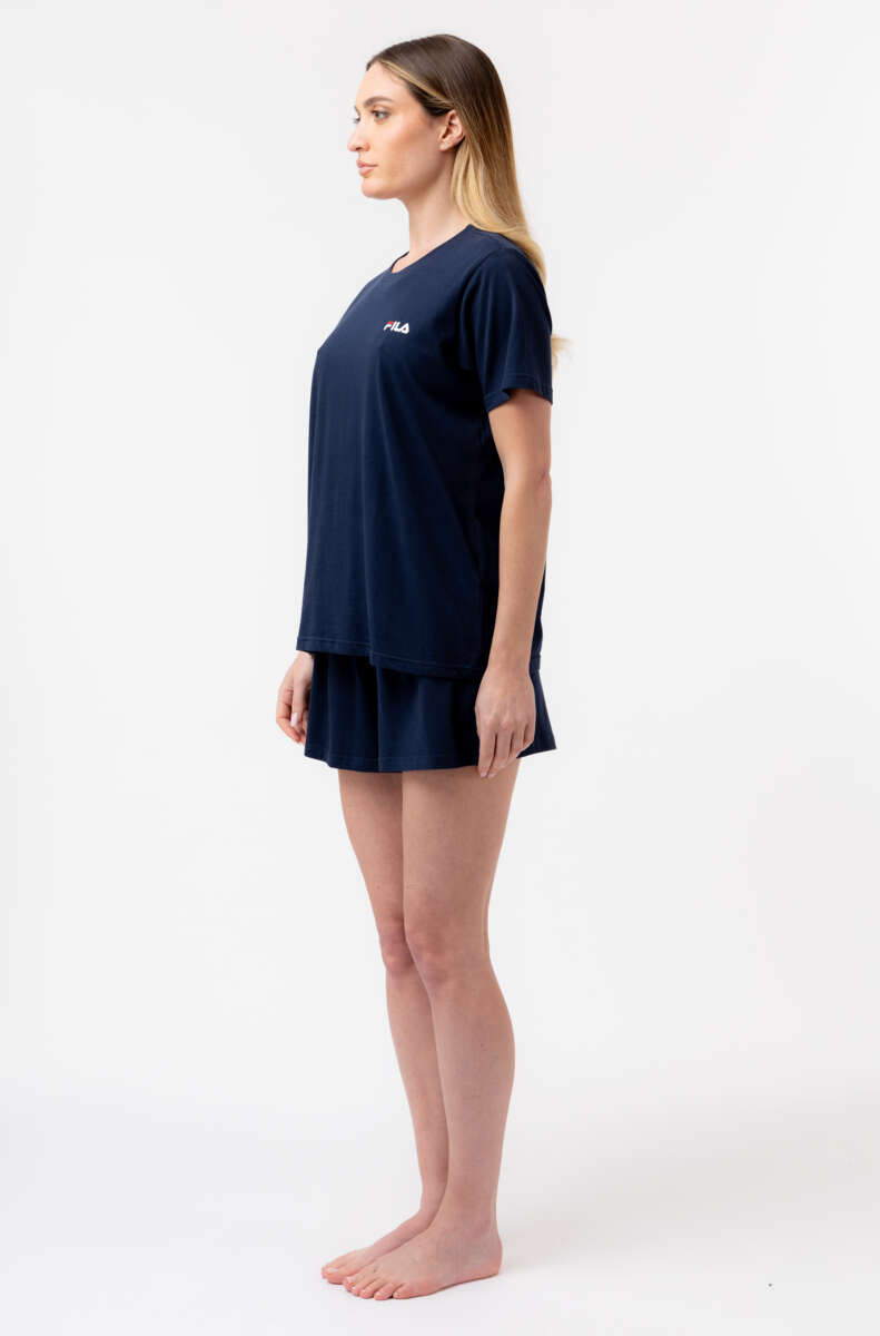 Fila pysjamassett dame