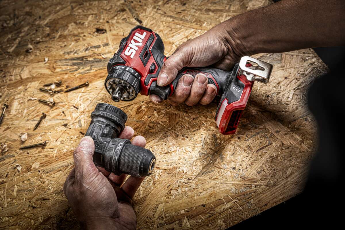 Skil 3066CA drill/skrutrekker u/batteri