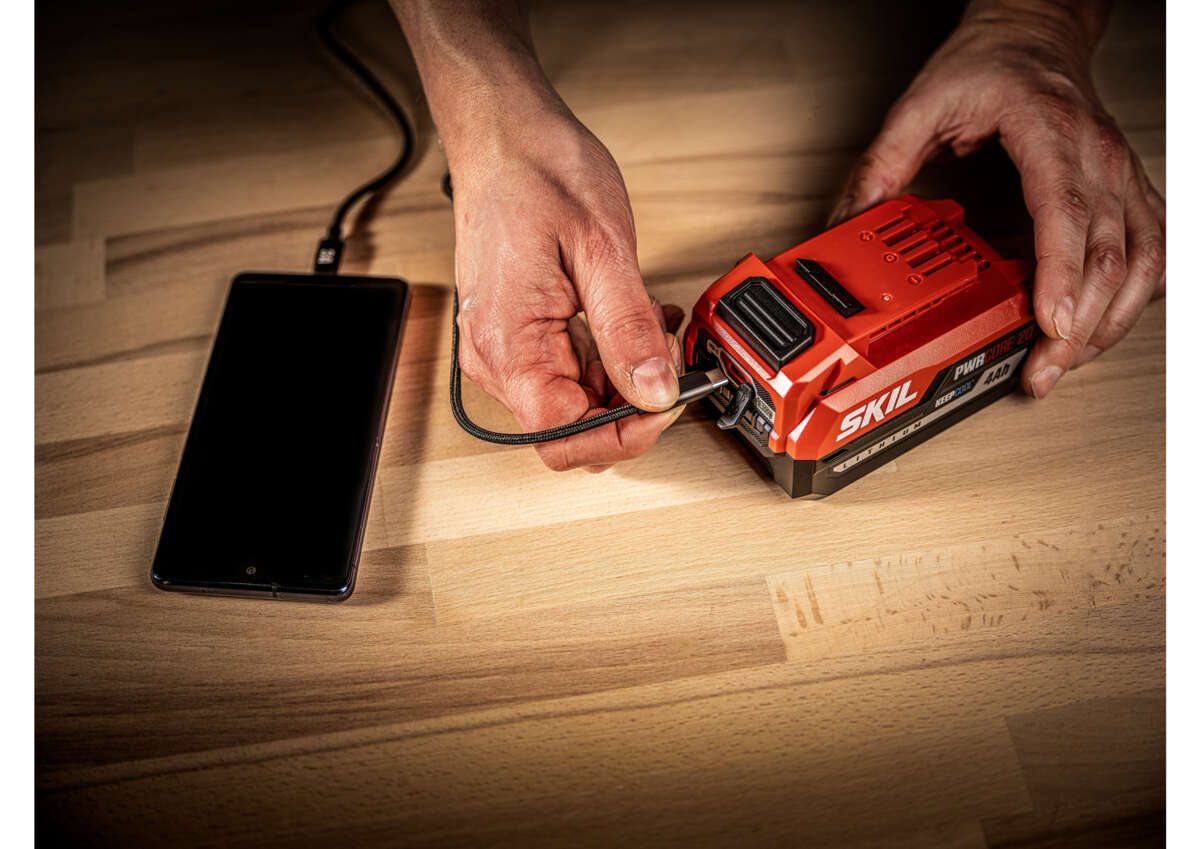 Skil 3144 AA 20V Max litium-ion 4,0 Ah PWRASSIST™ USB-C-batteri
