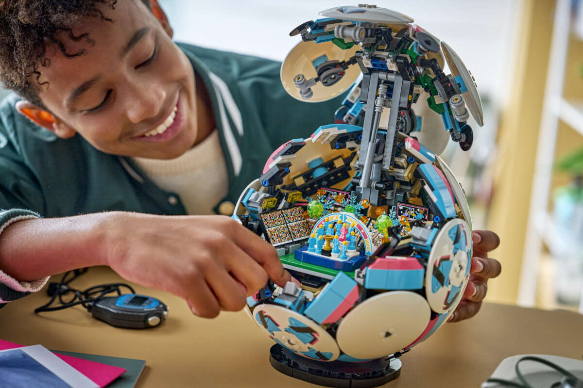 LEGO® Editions Fotball 43019