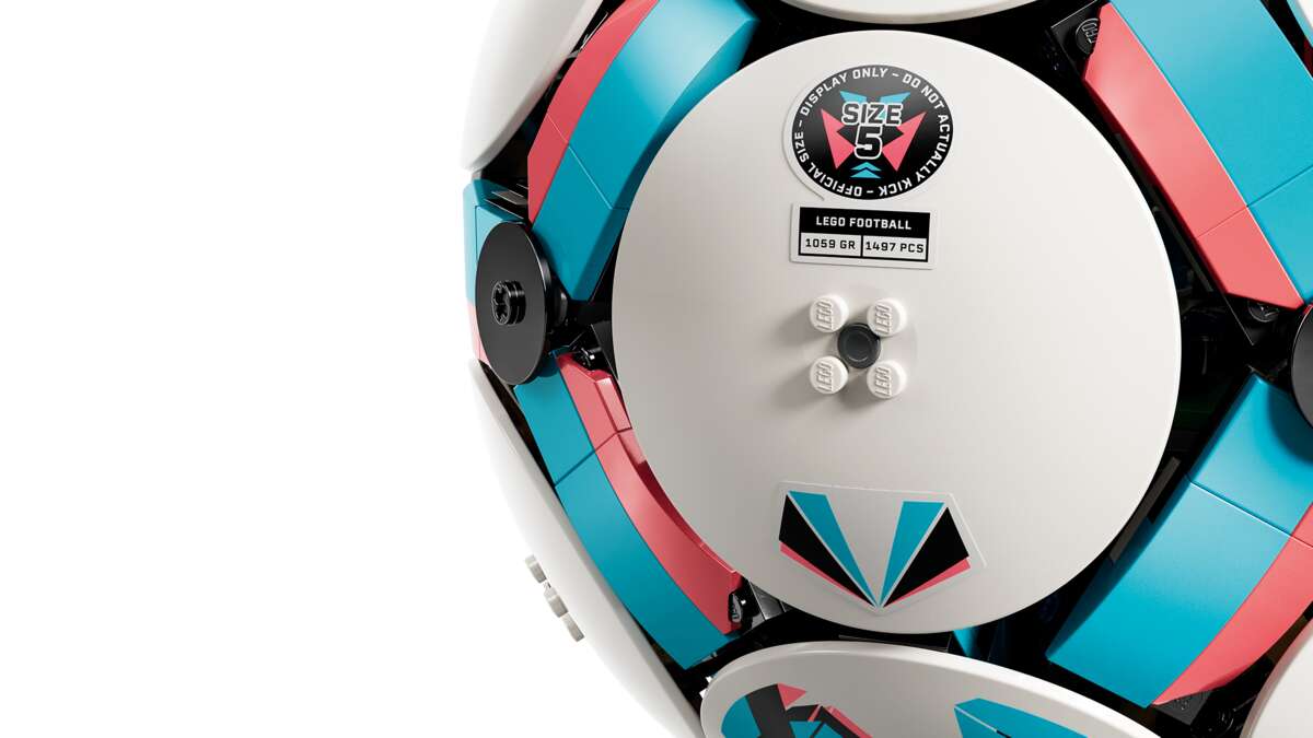 LEGO® Editions Fotball 43019