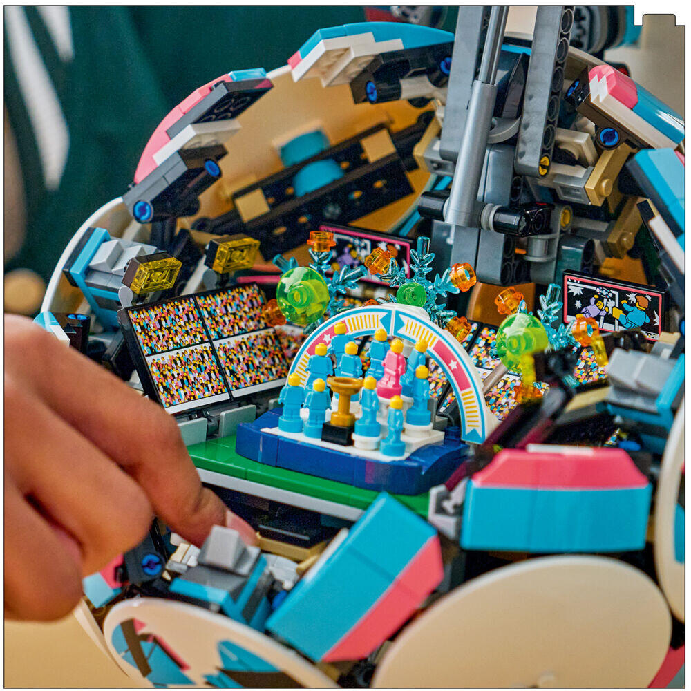 LEGO® Editions Fotball 43019