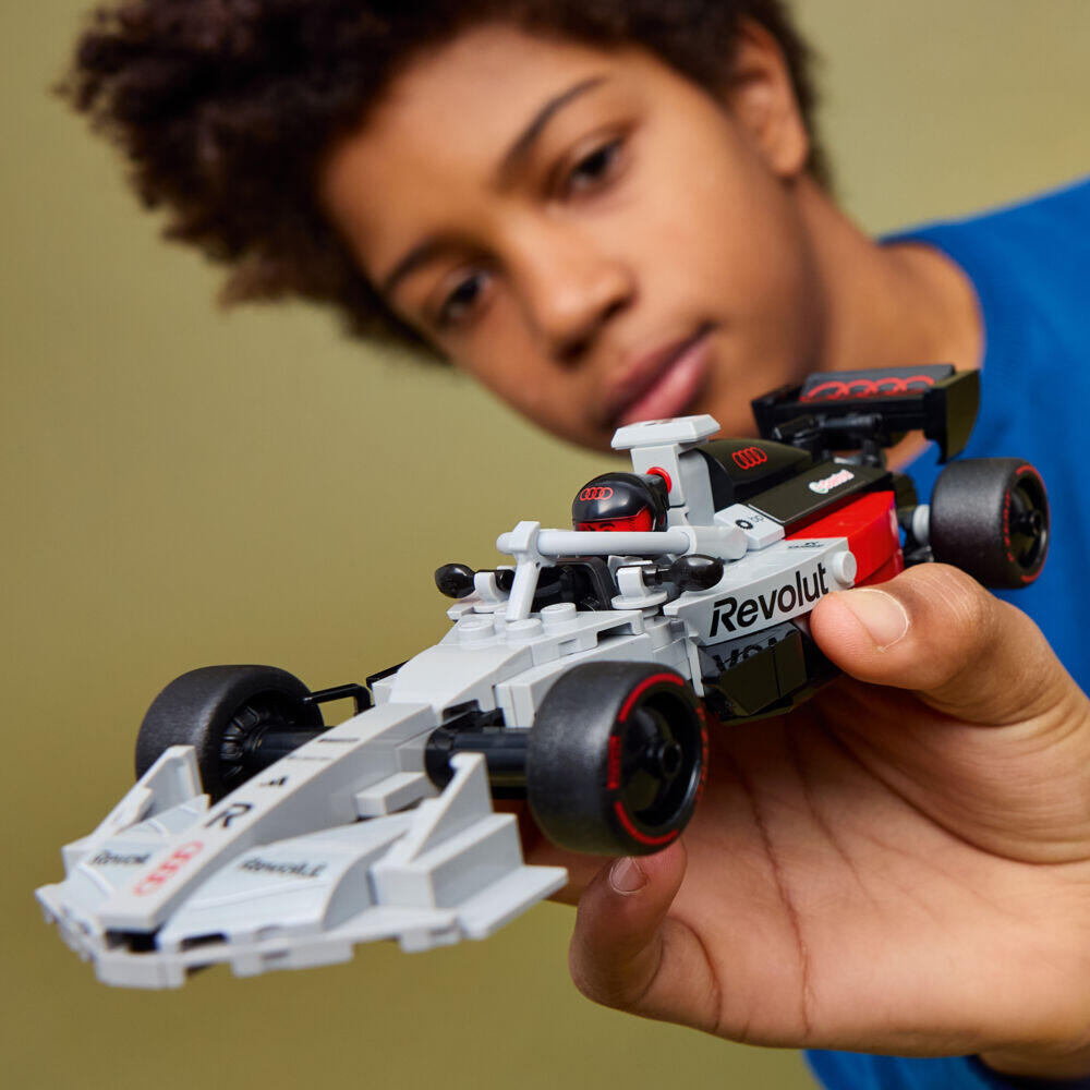 LEGO® Speed Champions Audi Revolut F1® Team R26 racerbil 77259