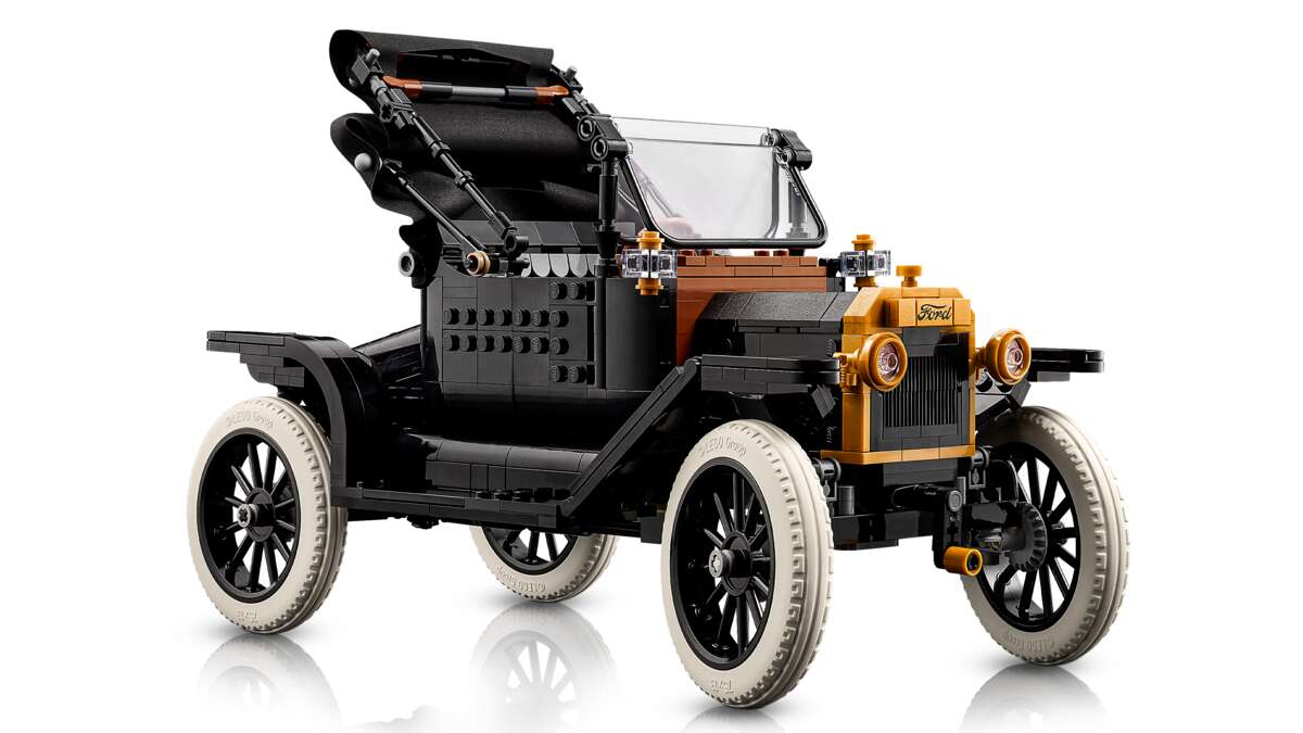 LEGO® Icons Ford Model T 11376