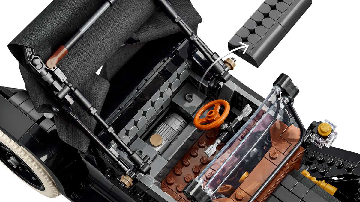 LEGO® Icons Ford Model T 11376