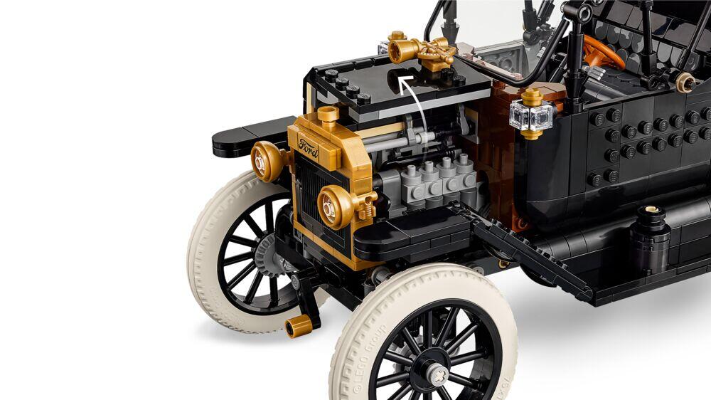 LEGO® Icons Ford Model T 11376