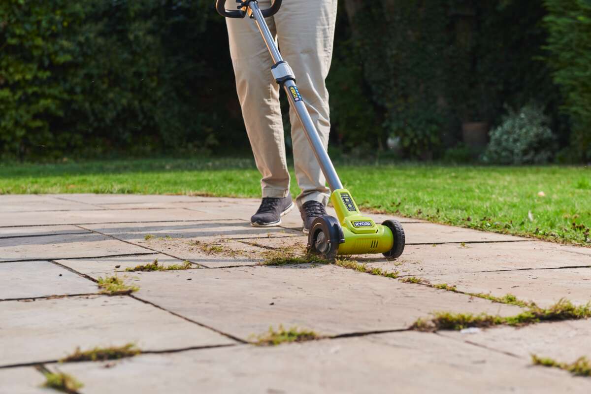 Ryobi RY18PCC-120 flisrenser m/batteri