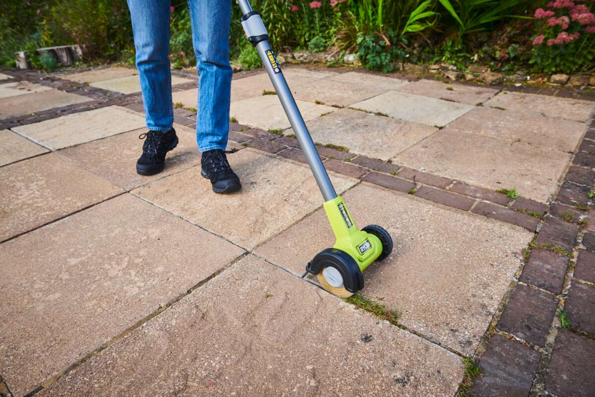 Ryobi RY18PCC-120 flisrenser m/batteri