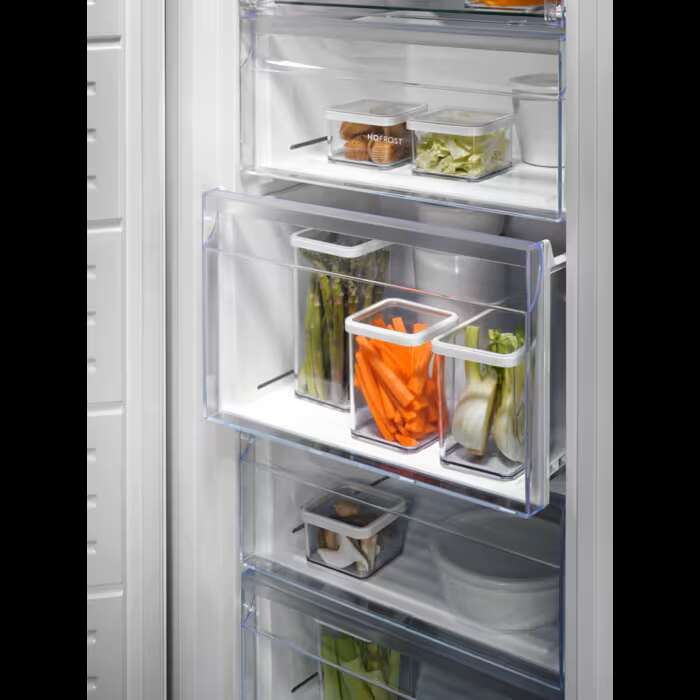 Electrolux NoFrost EUT6NE28W1 fryseskap