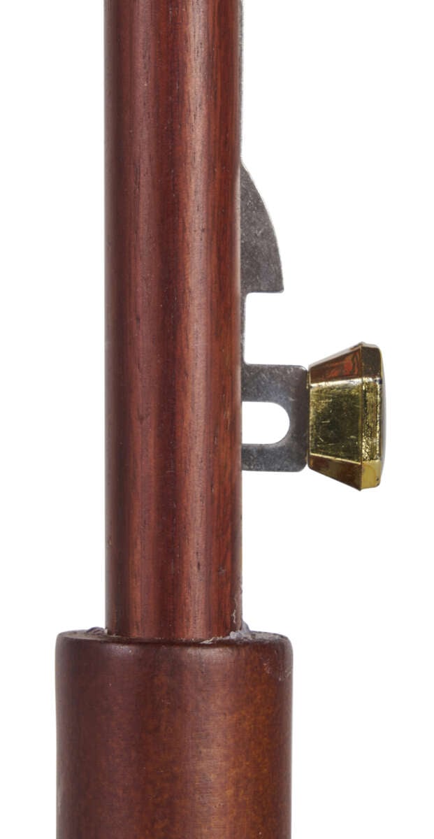 Paraply med treskaft til festdrakt