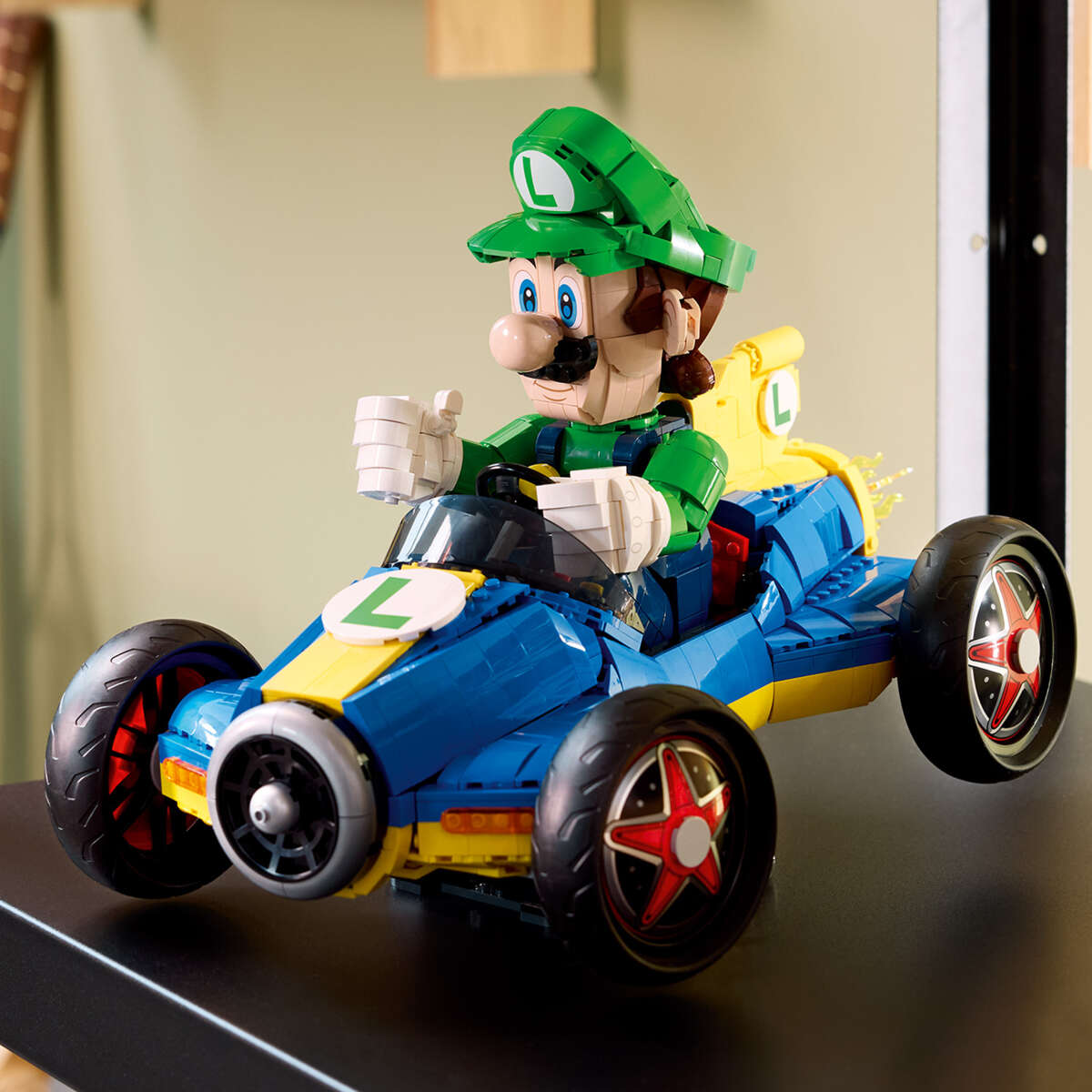 LEGO® Mario Kart™ – Luigi og Mach 8 72050
