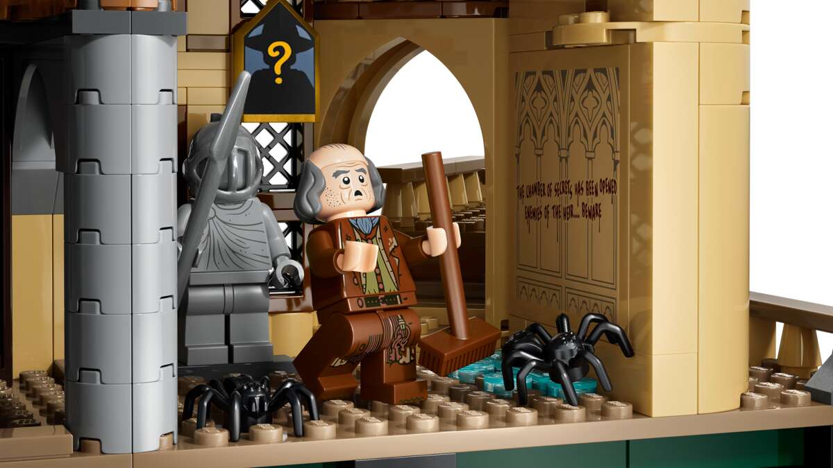 LEGO® Harry Potter™ Galtvortborgen: Østfløyen 76473