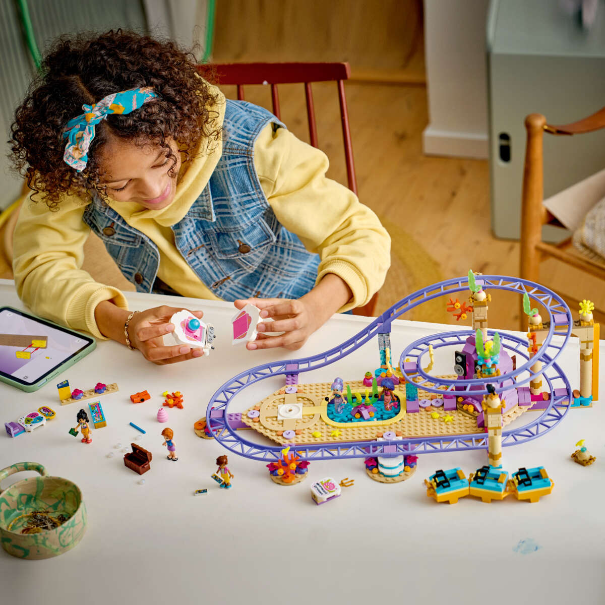 LEGO® Friends Berg-og-dal-bane med havfruetema 42703