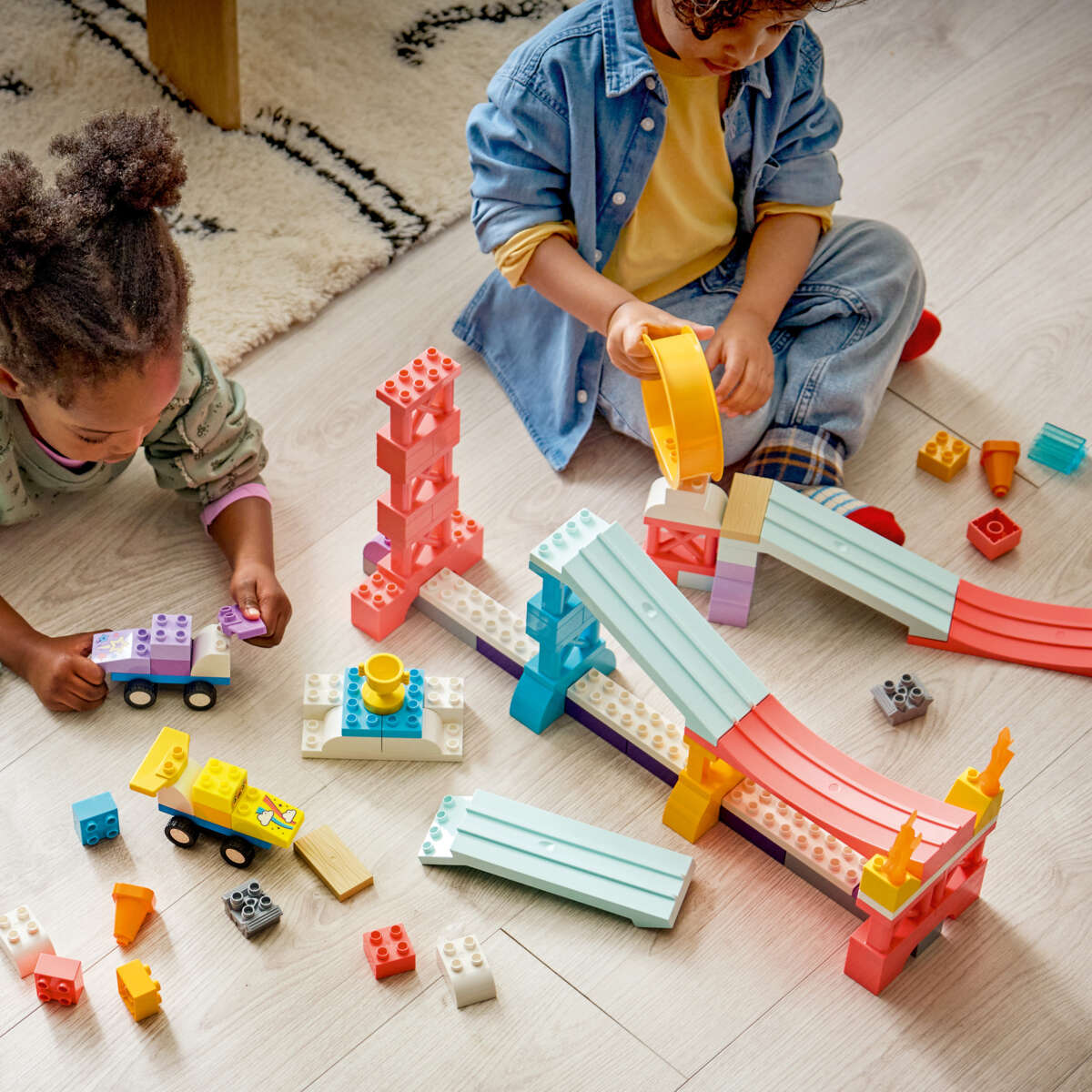 LEGO® DUPLO® Town 3-i-1 Kreative ramper med biler 10478